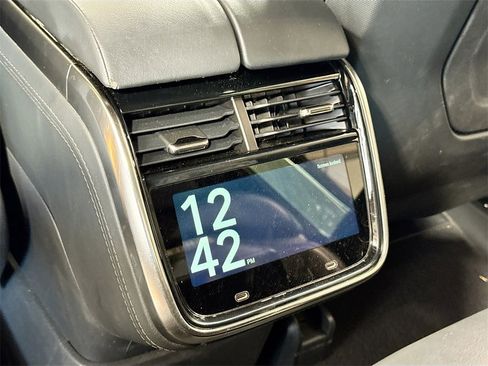 Used 2024 Rivian R1S Adventure image 29