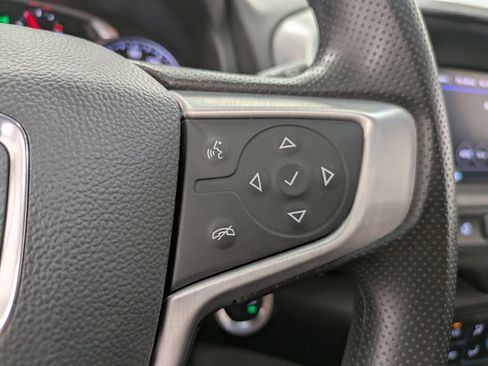 Used 2024 GMC Terrain SLE w/ Driver Convenience Package AWD/4WD image 18