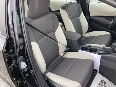 Certified 2026 Toyota Corolla LE FWD image 28