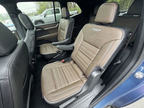 New 2026 GMC Acadia Denali Ultimate AWD/4WD image 25