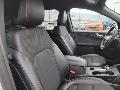 Used 2023 Ford Escape ST-Line w/ Tech Pack #1 AWD/4WD image 25