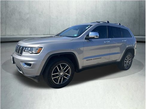 Used 2017 Jeep Grand Cherokee Limited AWD/4WD image 1