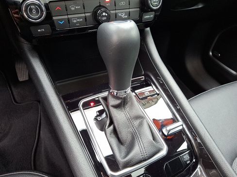 Certified 2022 Jeep Compass Latitude w/ Sun and Sound Group image 15