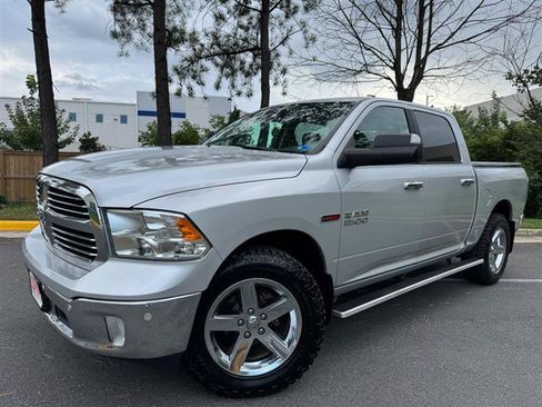 Used 2017 RAM 1500 Big Horn AWD/4WD image 2
