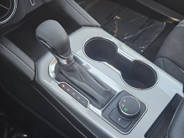 Used 2025 Chevrolet Blazer LT FWD image 20