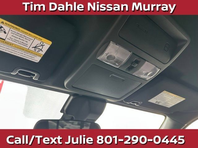 Used 2025 Nissan Frontier PRO-4X w/ Pro Convenience Package AWD/4WD image 29