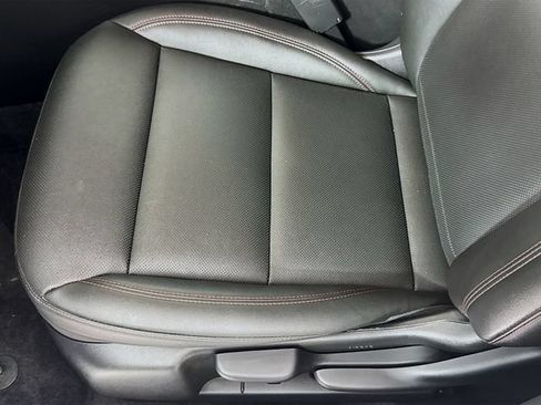 Used 2024 Chevrolet Trax RS w/ Driver Confidence Package FWD image 19