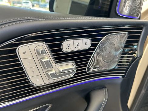 Used 2021 Mercedes-Benz Maybach GLS 600 4MATIC image 53