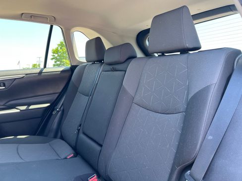 Used 2019 Toyota RAV4 XLE w/ Convenience Package AWD/4WD image 17