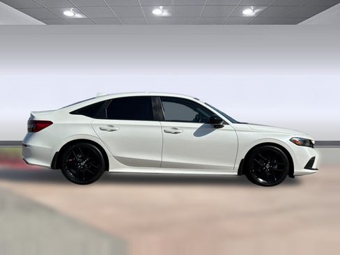 Used 2024 Honda Civic Sport image 7