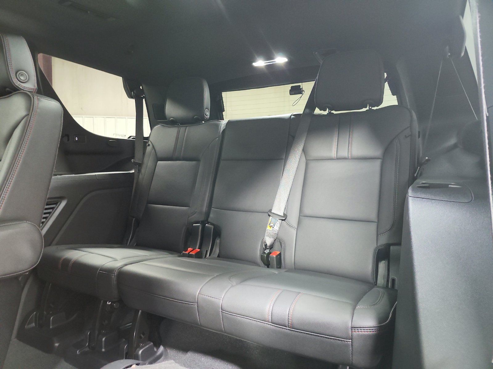 Used 2025 Chevrolet Tahoe RST RWD image 12