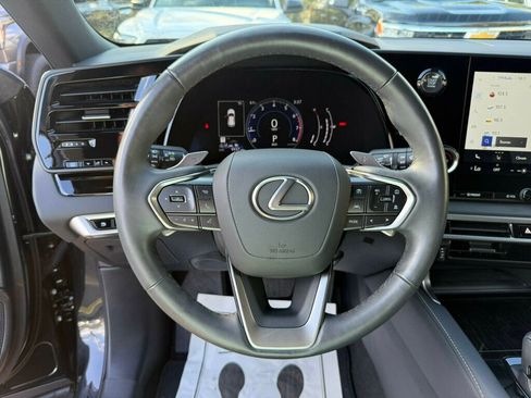 Used 2024 Lexus RX 350 FWD image 5