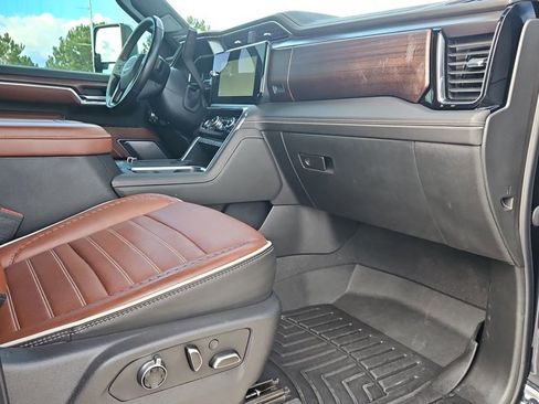 Used 2024 GMC Sierra 3500 Denali Ultimate image 22