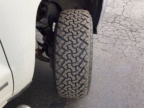 Used 2015 Chevrolet Silverado 2500 LT image 24