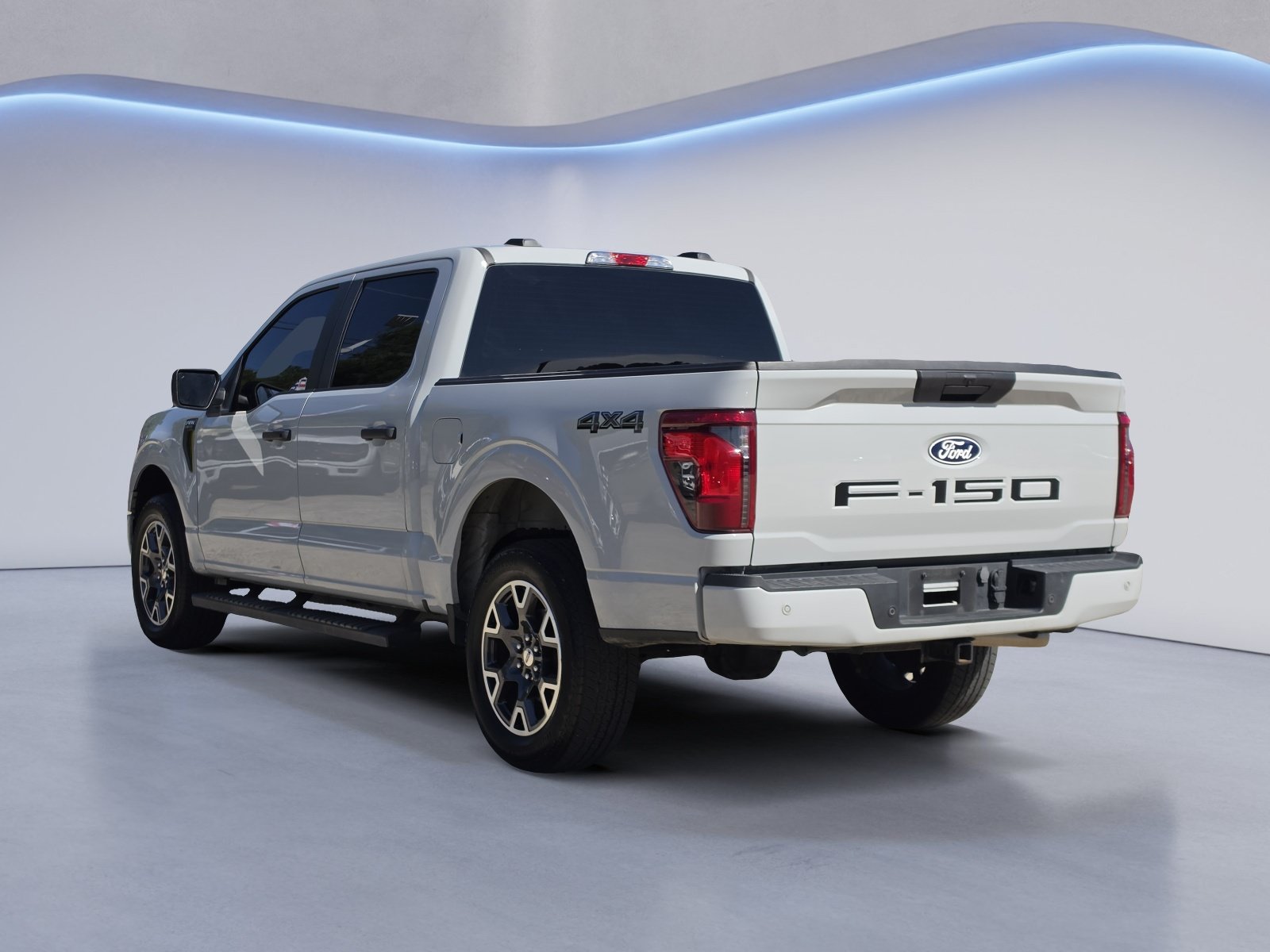 Used 2024 Ford F150 STX AWD/4WD image 4