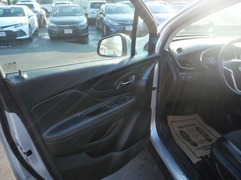 Used 2019 Buick Encore Preferred image 15