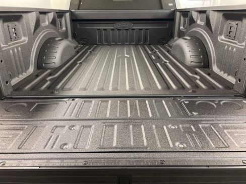 New 2025 Ford F250 XLT w/ Black Appearance Package image 35