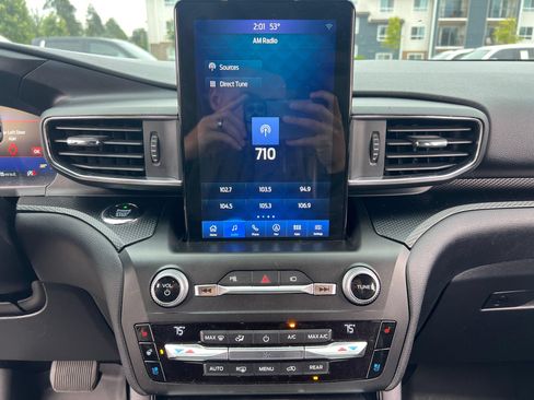 Used 2020 Ford Explorer ST w/ Premium Technology Package AWD/4WD image 16