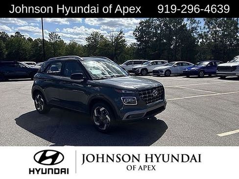 Used 2026 Hyundai Venue SEL image 14