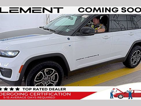 Used 2023 Jeep Grand Cherokee Trailhawk w/ Advanced Protech Group II AWD/4WD image 1