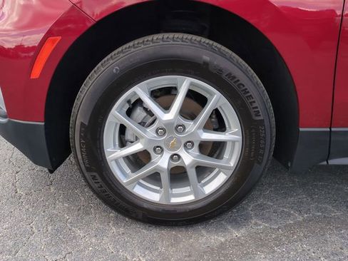 Used 2024 Chevrolet Equinox LT w/ LPO, Floor Liner Package FWD image 10