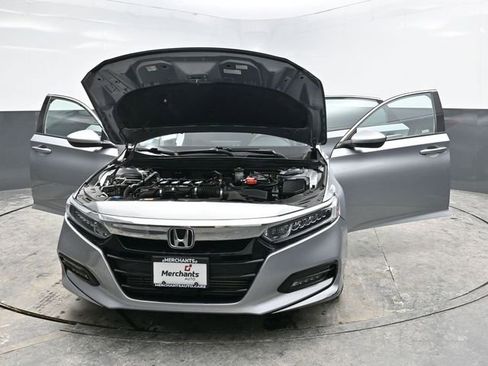Used 2020 Honda Accord EX image 38