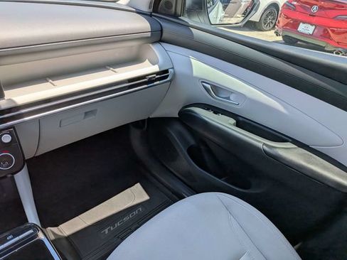 Used 2025 Hyundai Tucson Blue AWD/4WD image 18