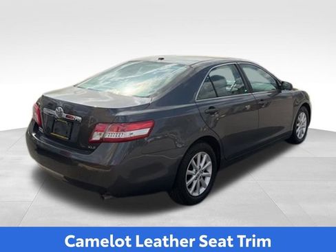 Used 2011 Toyota Camry XLE w/ XLE Extra-Value Pkg #2 FWD image 26