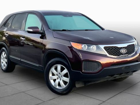 Used 2012 Kia Sorento LX image 3