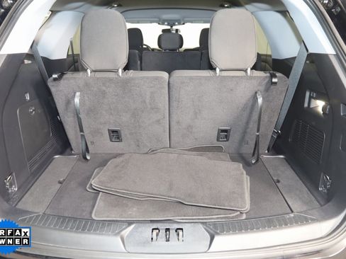 Used 2022 Ford Explorer XLT image 55