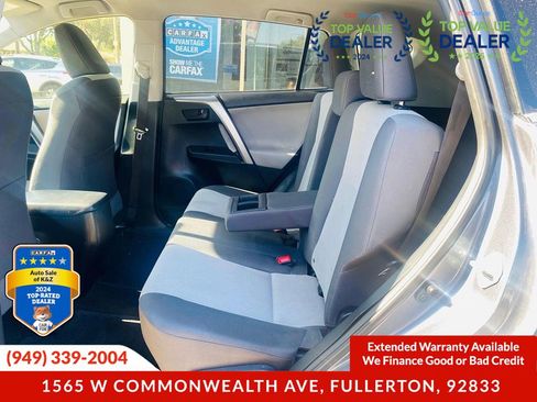 Used 2015 Toyota RAV4 LE FWD image 22