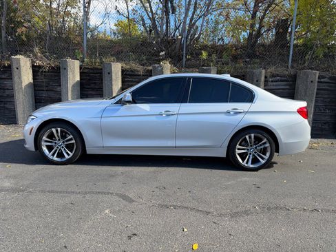 Used 2018 BMW 330i Sedan image 6