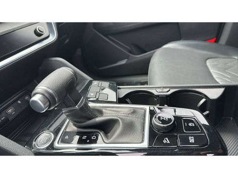 Used 2025 Kia Sportage X-Line w/ Premium Package AWD/4WD image 14