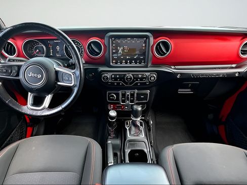 Used 2018 Jeep Wrangler Unlimited Rubicon AWD/4WD image 7