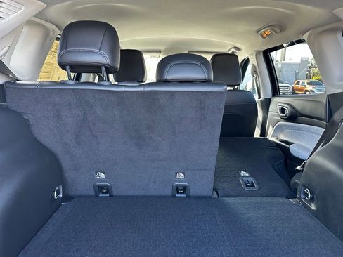 Used 2022 Jeep Compass Latitude image 47