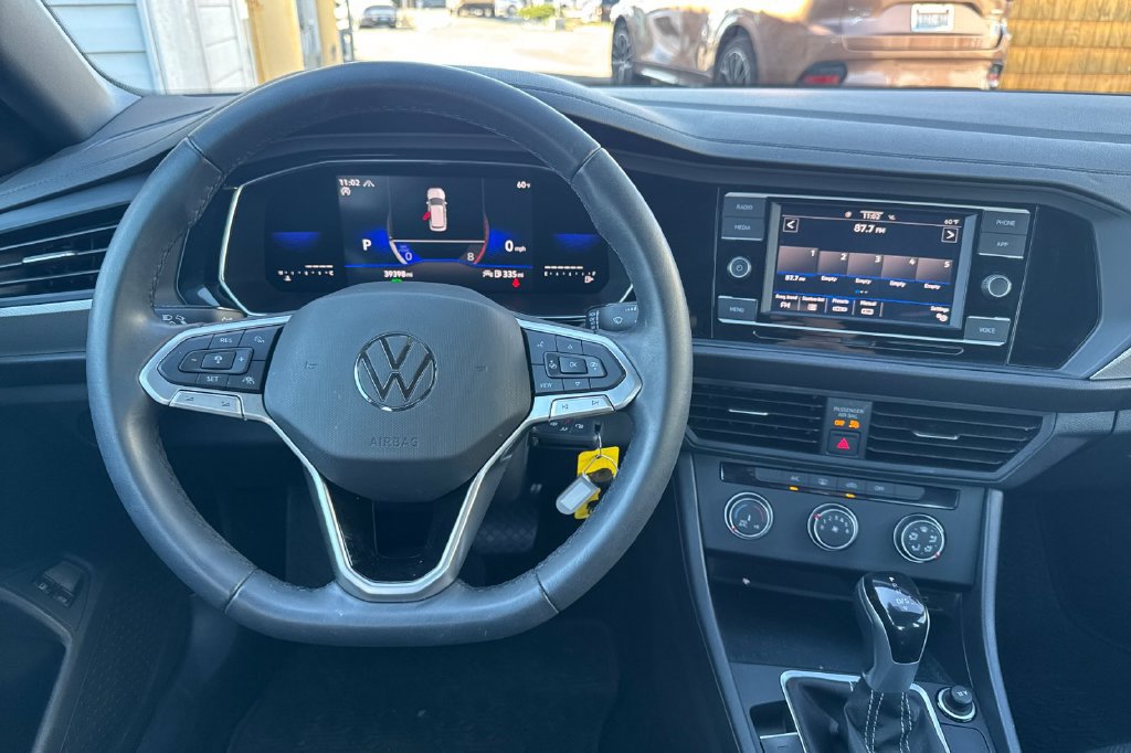 Used 2022 Volkswagen Jetta Sport FWD image 16