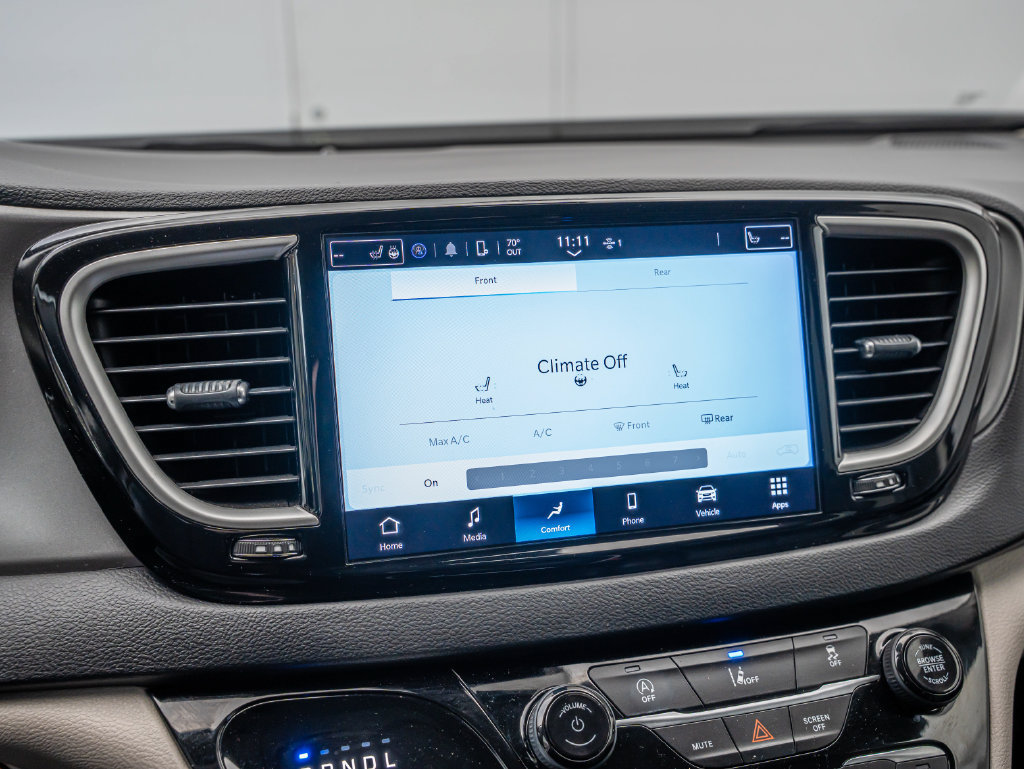 Used 2022 Chrysler Pacifica Touring-L FWD image 31