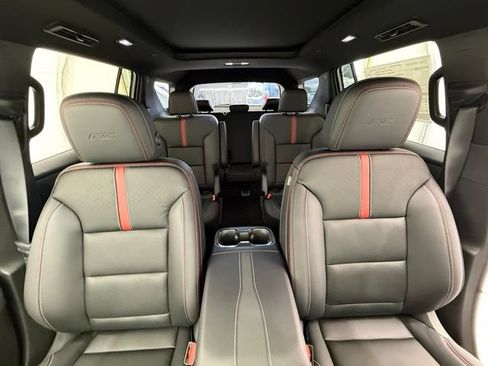 New 2026 Chevrolet Traverse RS AWD/4WD image 34