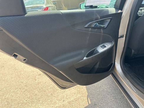 Used 2024 Chevrolet Malibu RS w/ LPO, Floor Liner Package FWD image 21
