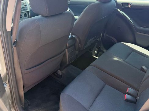 Used 2007 Toyota Matrix FWD image 11