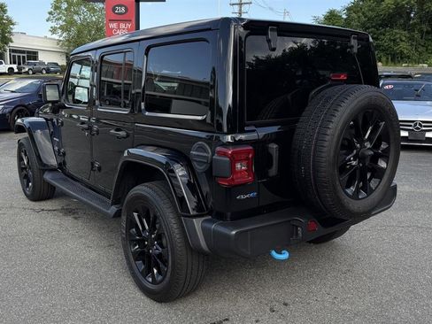 Used 2023 Jeep Wrangler Unlimited Sahara w/ Cold Weather Group AWD/4WD image 13