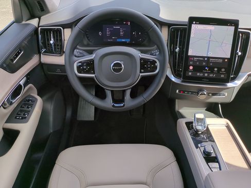 New 2026 Volvo XC90 B6 Plus image 14