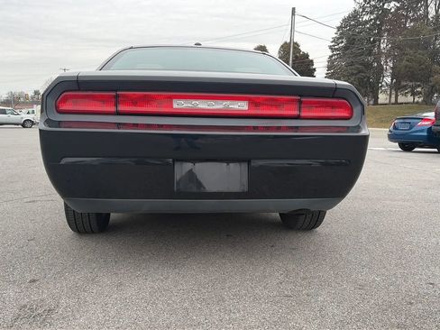 Used 2009 Dodge Challenger SE image 15