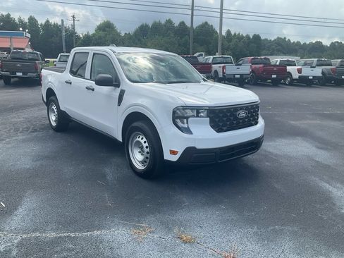 New 2026 Ford Maverick XL FWD image 3