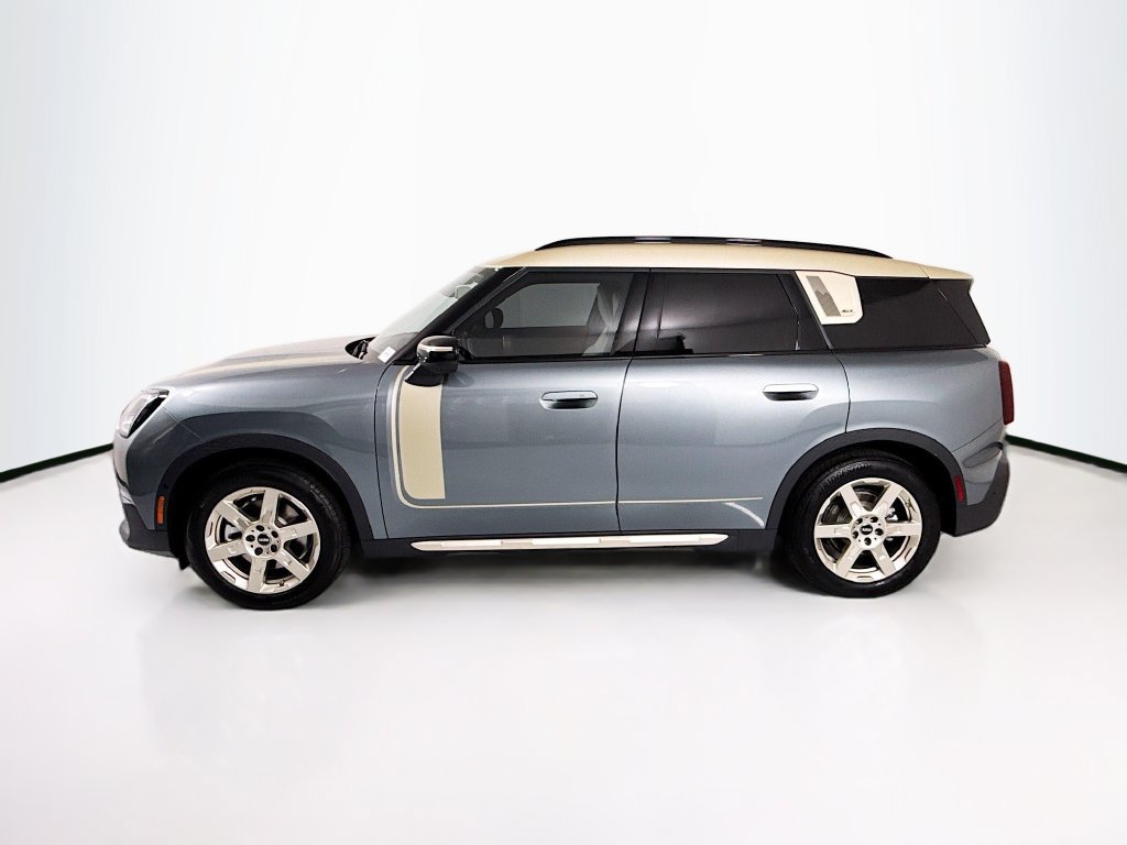Used 2025 MINI Cooper Countryman SE w/ Comfort Package Max AWD/4WD image 8