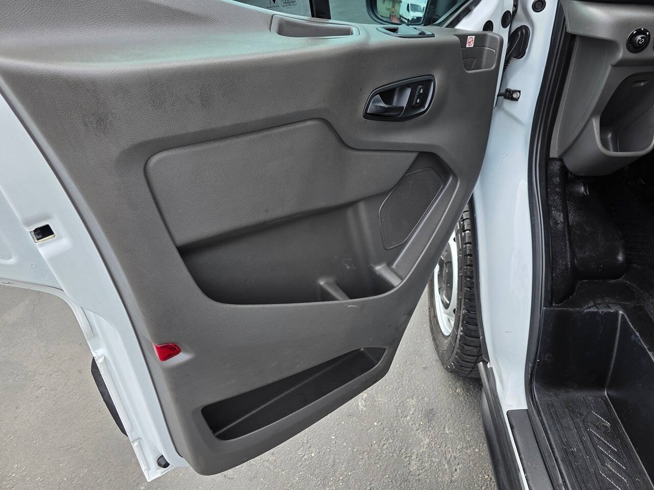 Used 2020 Ford Transit 250 Medium Roof RWD image 19