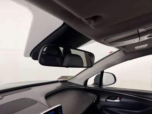 Used 2019 Hyundai Santa Fe SE AWD/4WD image 28