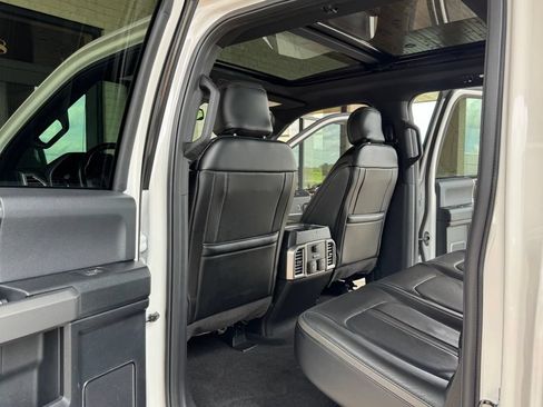 Used 2017 Ford F450 Platinum w/ Platinum Ultimate Package AWD/4WD image 41