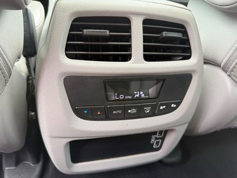 Used 2021 Honda Pilot EX-L image 18