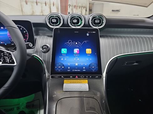 New 2026 Mercedes-Benz GLC 300 image 21